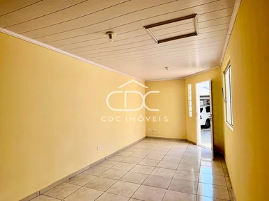 ótima Casa Em Condomínio No Uvaranas