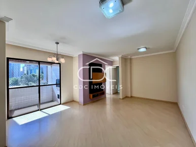 <strong>EXCELENTE APARTAMENTO SEMIMOBILIADO CENTRAL</strong>