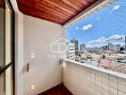 <strong>EXCELENTE APARTAMENTO SEMIMOBILIADO CENTRAL</strong>