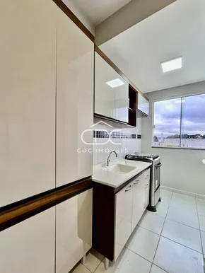 ótimo Apartamento Semimobiliado Em Uvaranas