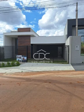 Excelente Residência Em Condomínio Fechado