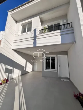 Excelente Sobrado No Nova Rússia