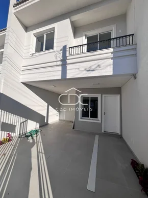 Excelente Sobrado No Nova Rússia