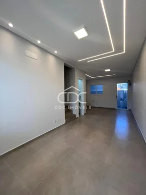 Excelente Sobrado No Nova Rússia