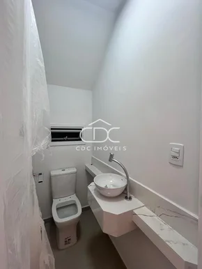 Excelente Sobrado No Nova Rússia