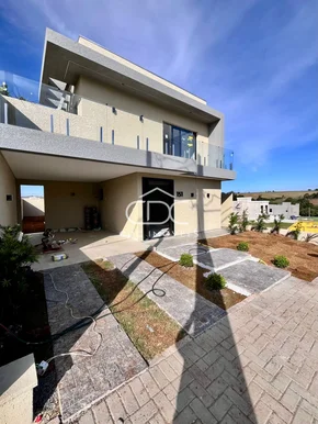 Excelente Casa Em Condomínio Fechado