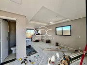 <strong>EXCELENTE CASA EM CONDOMÍNIO FECHADO</strong>