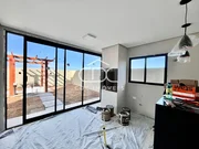 <strong>EXCELENTE CASA EM CONDOMÍNIO FECHADO</strong>