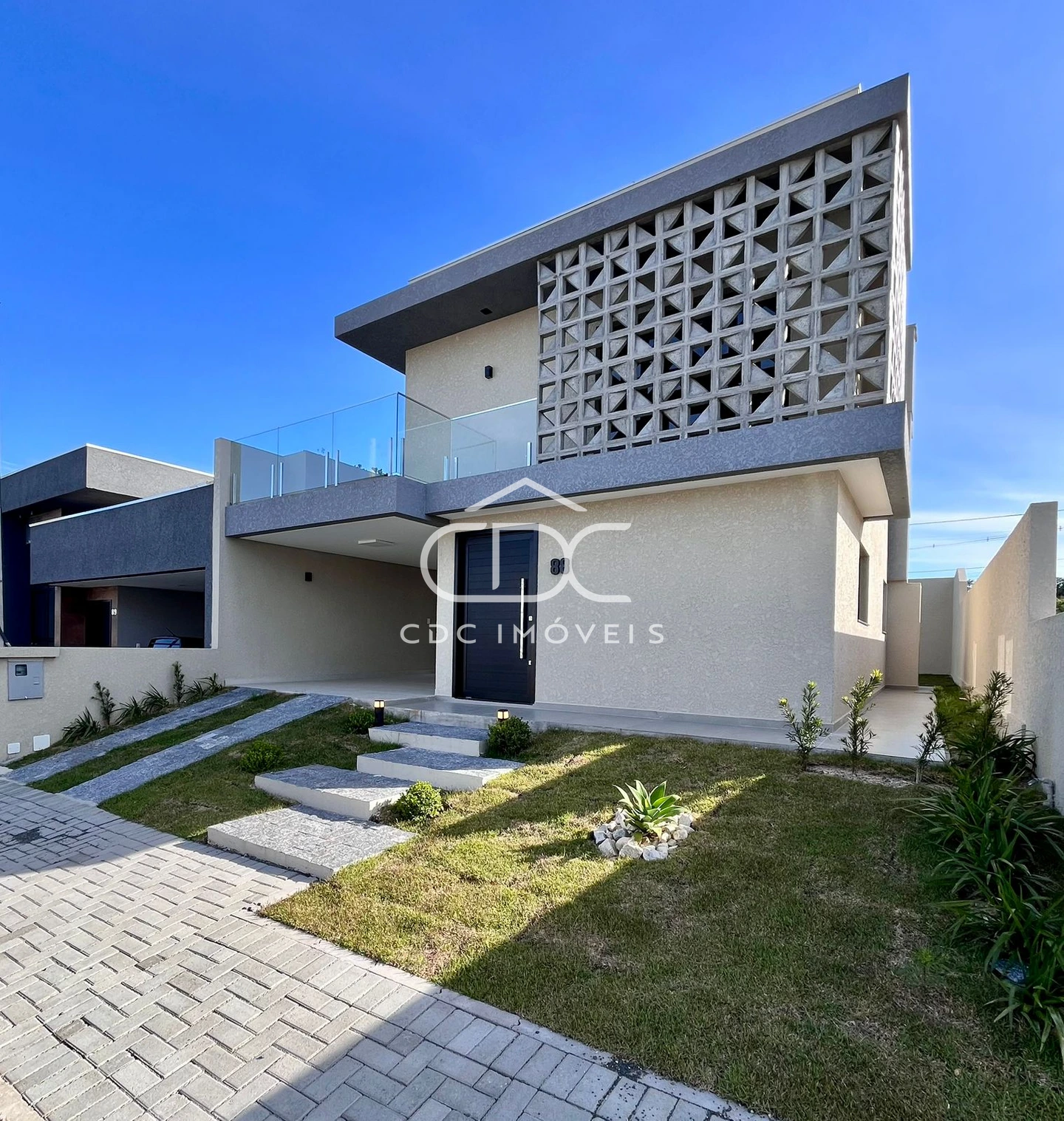 Excelente Casa Em Condomínio Fechado