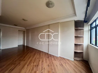 Excelente Apartamento Central