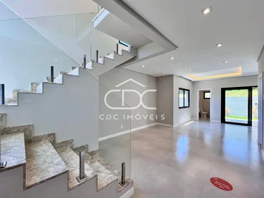 Excelente Casa Em Condomínio Fechado Em Uvaranas