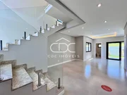 <strong>EXCELENTE CASA EM CONDOMÍNIO FECHADO EM UVARANAS</strong>