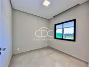 <strong>EXCELENTE CASA EM CONDOMÍNIO FECHADO EM UVARANAS</strong>