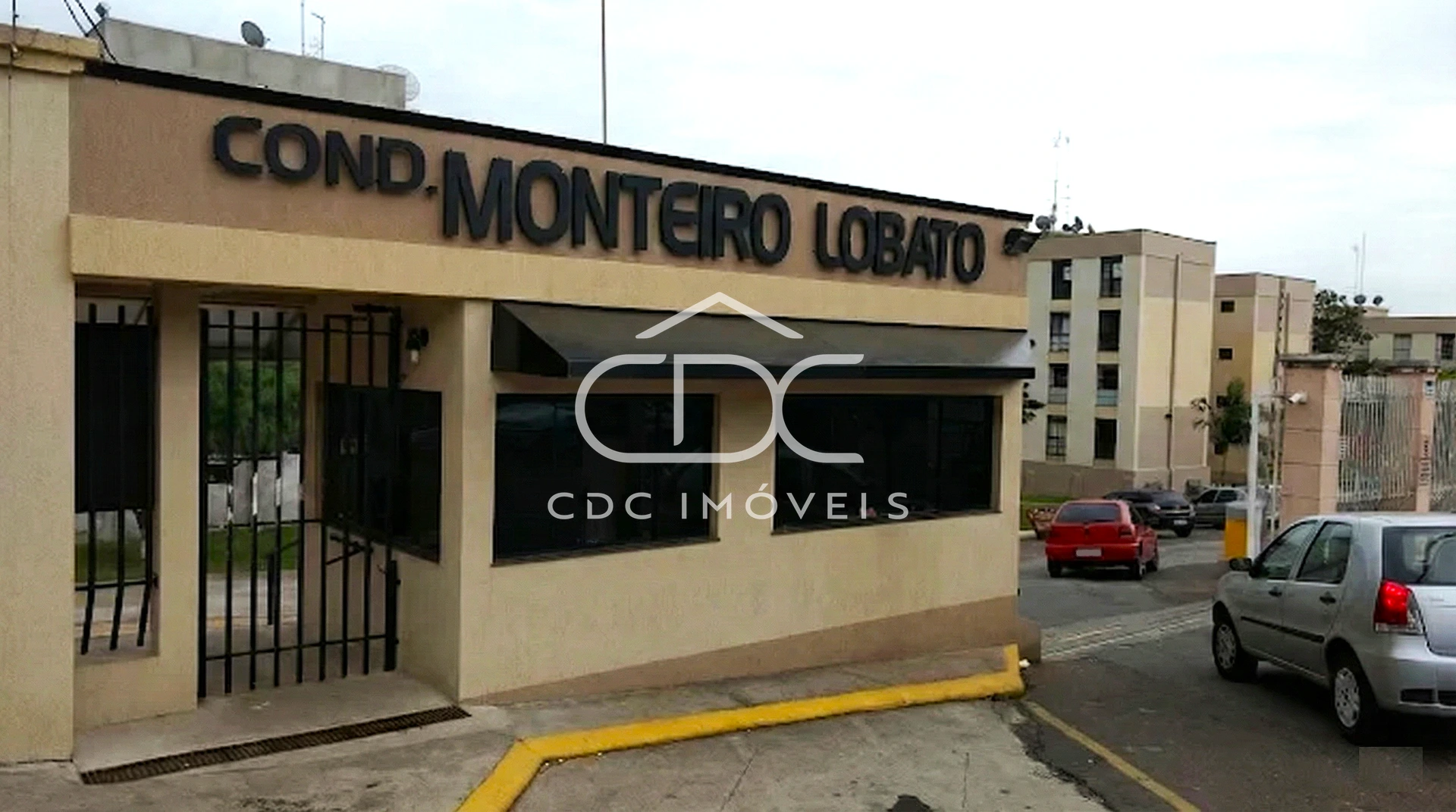 ótimo Apartamento Semimobiliado No Jardim Carvalho