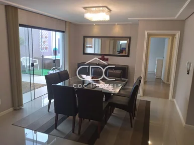 Excelente Residência No Nova Rússia