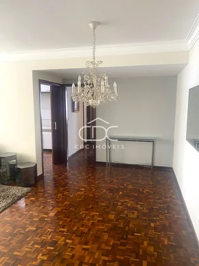 Excelente Apartamento Semimobiliado Central