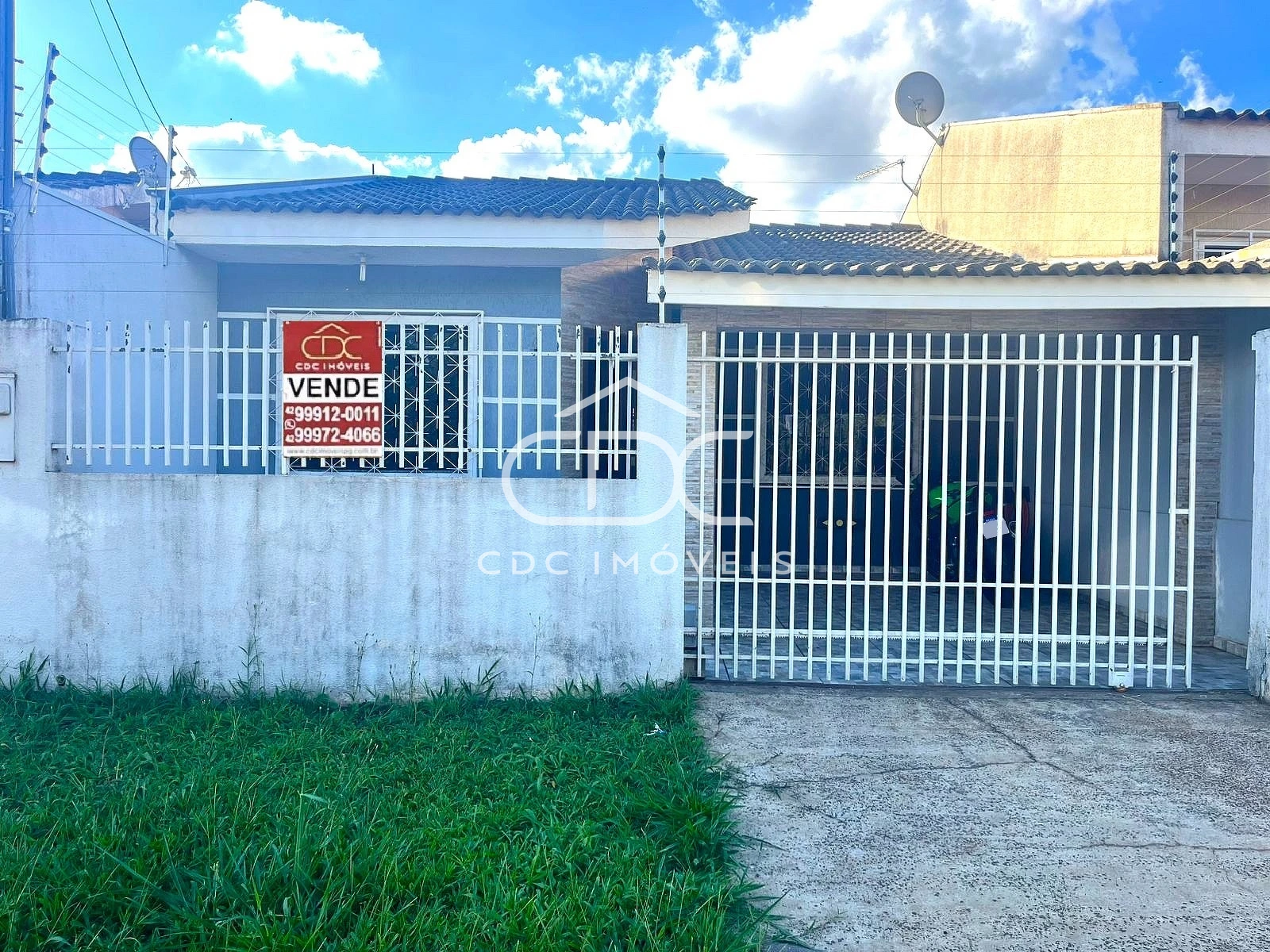 ótima Residência Em Uvaranas