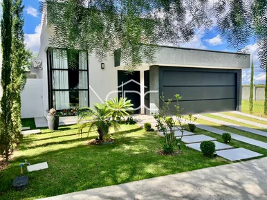 <strong>EXCELENTE RESIDÊNCIA NO TERRAS ALPHAVILLE</strong>