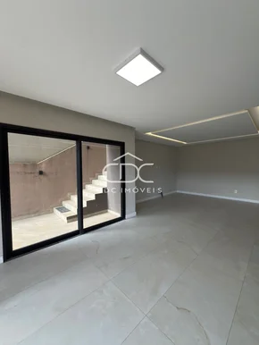 Excelente Casa Em Condomínio Fechado