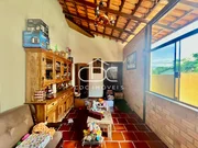 <strong>EXCELENTE CASA NO ESTRELA</strong>