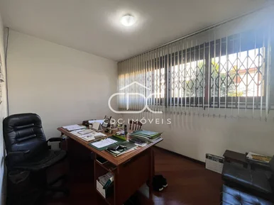Excelente Residência No Jardim Carvalho