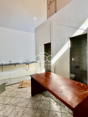 ótima Sala Comercial No Contorno