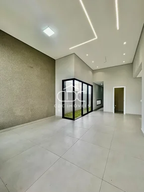 <strong>EXCELENTE CASA EM CONDOMÍNIO FECHADO</strong>