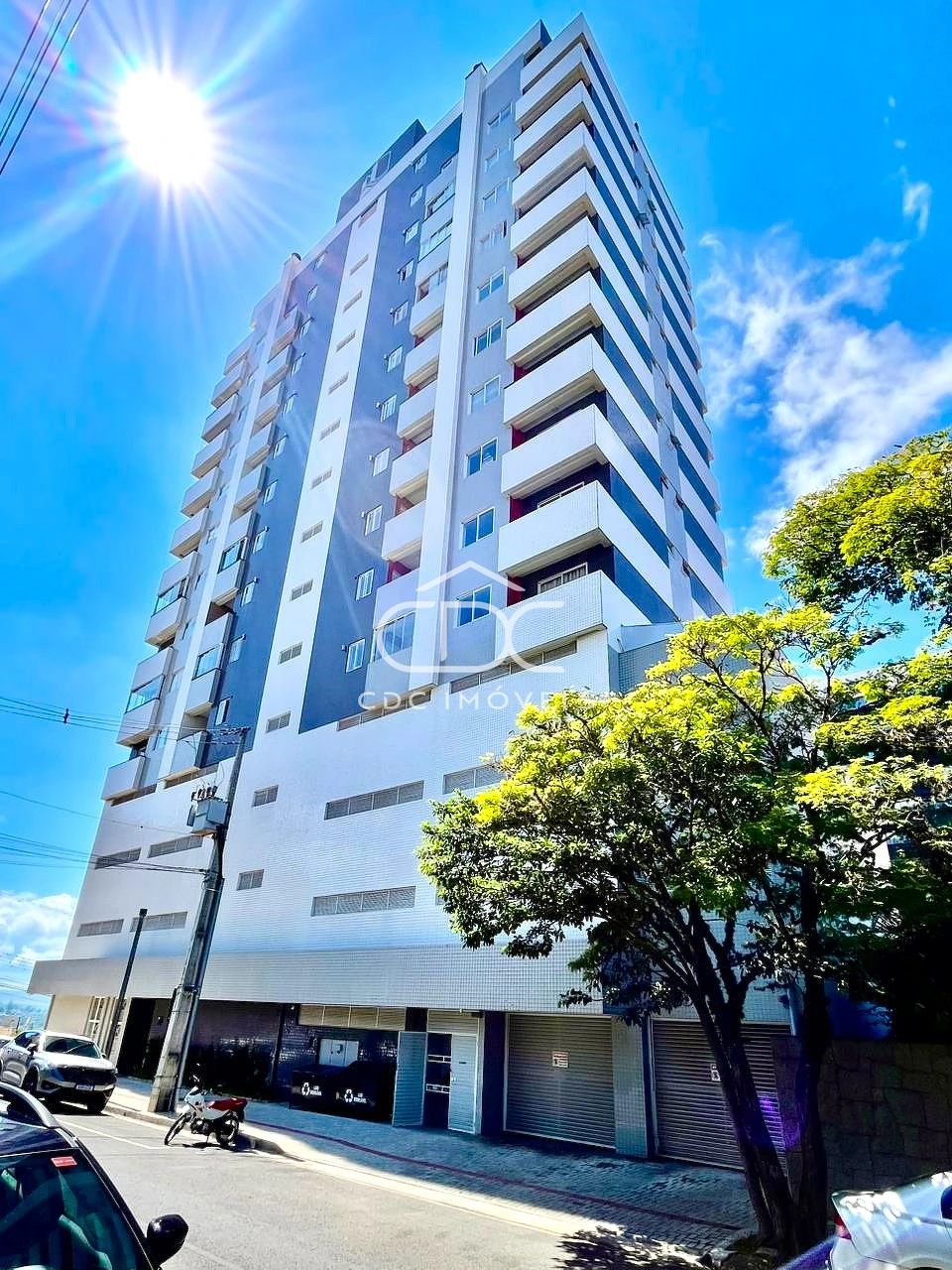 Excelente Apartamento Semimobiliado No Estrela