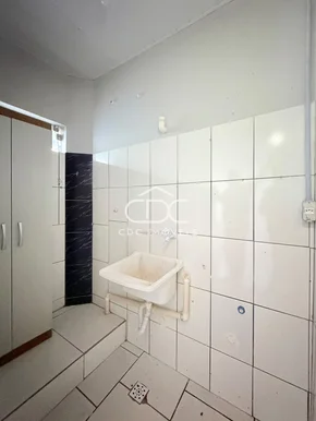 ótimo Apartamento Semimobiliado No Contorno