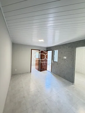 ótima Casa No Periquitos