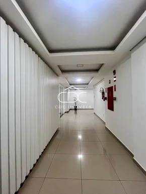EXCELENTE APARTAMENTO SEMIMOBILIADO NO ÓRFÃS - Foto 2