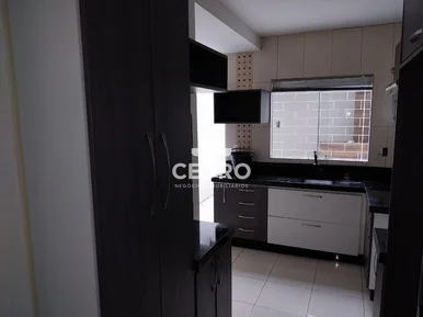Sobrado Com 2 Quartos No Jardim Canaã