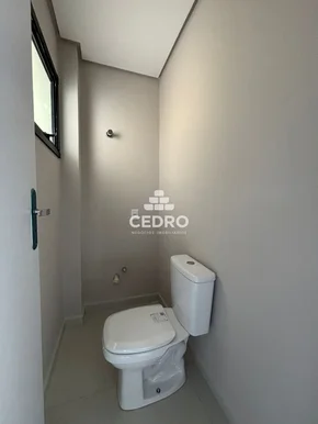 Sobrado Com 3 Quartos, Sendo 1 Suíte, No Bosque Mistral