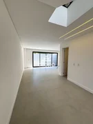 <strong>Sobrado com 3 quartos, sendo 3 suítes, no Jardim Carvalho</strong>