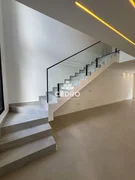 <strong>Sobrado com 3 quartos, sendo 1 suíte, no Jardim Carvalho</strong>
