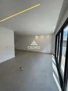 <strong>Sobrado com 3 quartos, sendo 1 suíte, no Jardim Carvalho</strong>