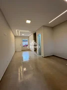 <strong>Sobrado com 3 quartos, sendo 1 suíte, em Órfãs</strong>