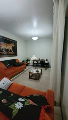 <strong>Casa com 3 quartos, sendo 1 suíte, em Oficinas</strong>