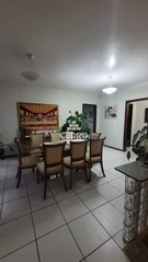 <strong>Casa com 3 quartos, sendo 1 suíte, em Oficinas</strong>