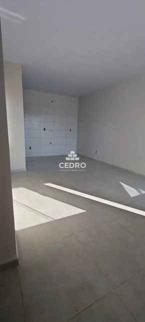 Casa Com 2 Quartos, Sendo 1 Suíte, Em Uvaranas