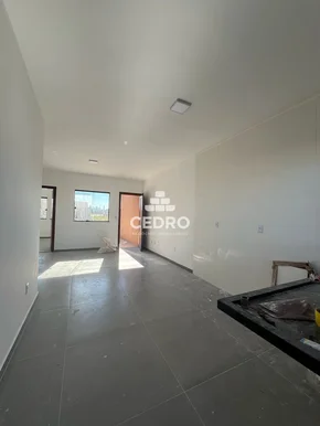 Casa Com 2 Quartos Na Colônia Dona Luiza