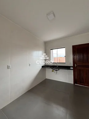 Casa Com 2 Quartos Na Colônia Dona Luiza
