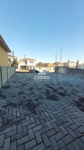 <strong>Imóvel comercial com 4 quartos em Órfãs</strong>