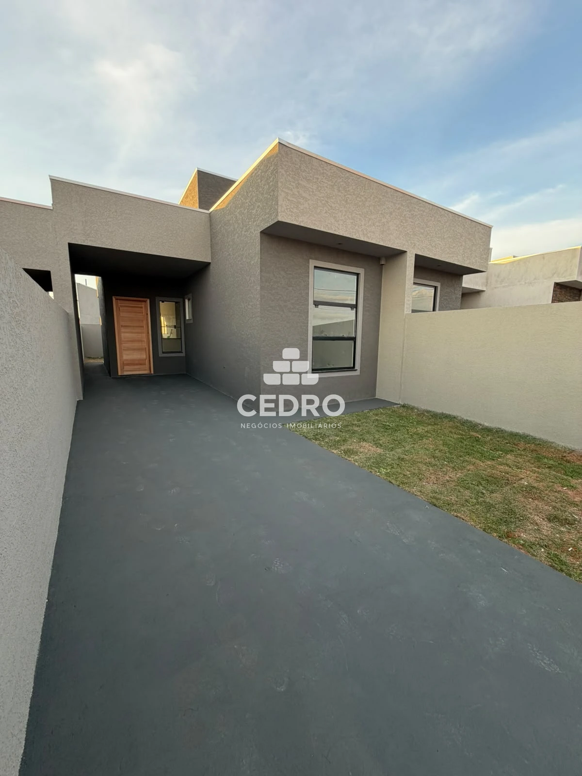 Casa Com 2 Quartos No Cará Cará