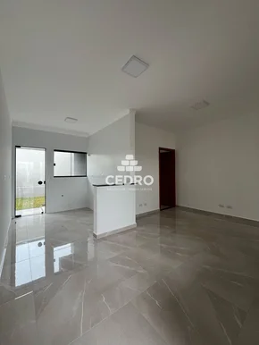 Casa Com 2 Quartos, Sendo 1 Suíte, No Cará Cará