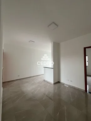 Casa Com 2 Quartos, Sendo 1 Suíte, No Cará Cará