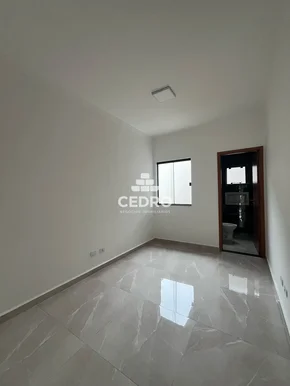 Casa Com 2 Quartos No Cará Cará