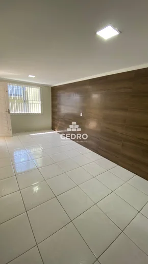 Sobrado Com 3 Quartos, Sendo 1 Suíte, Em órfãs