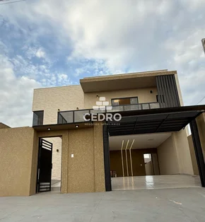 Sobrado Com 3 Quartos, Sendo 1 Suíte, No Cará Cará