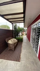 <strong>Casa com 3 quartos, sendo 1 suíte, em Oficinas</strong>
